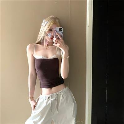 皇后失宠侍奉太监笑了